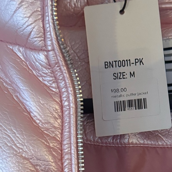 Light pink puffer metallic light pink coat NWT size M - Picture 3 of 5